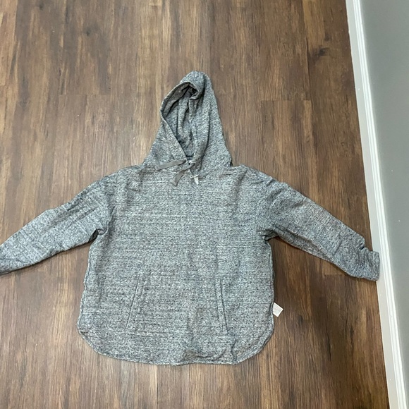 Three maternity sweatshirt bundle - Picture 4 of 5